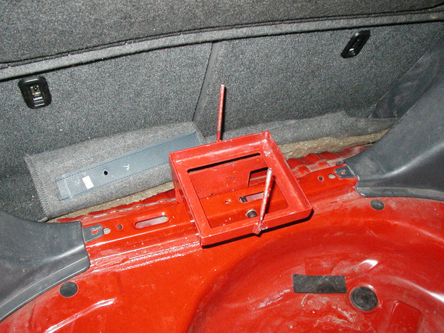 battery_trunk_001.jpg