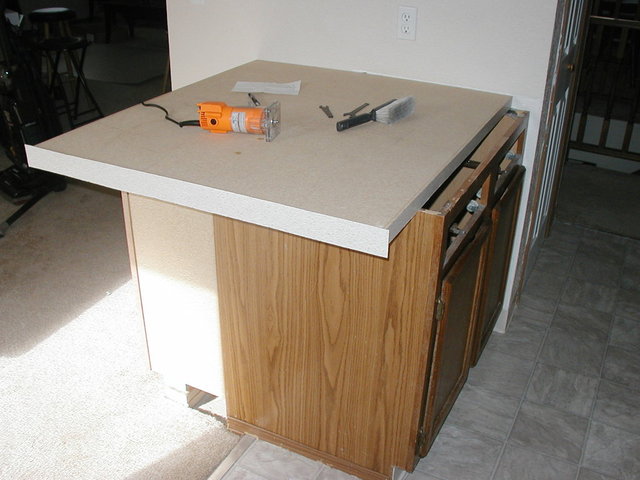 jared-way_kitchen-counter-expansion 006.jpg