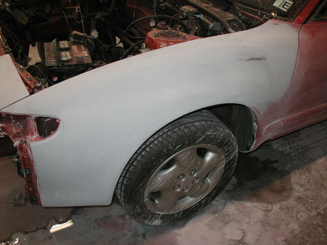 st185-paintshop-apr27-03