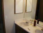 upstairs_bathroom 002
