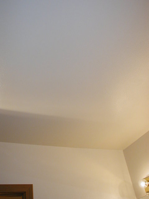 upstairs_bathroom 011