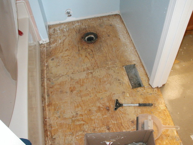 upstairs_bathroom 028.jpg