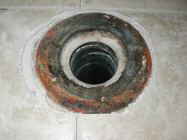 upstairs_bathroom 049.jpg