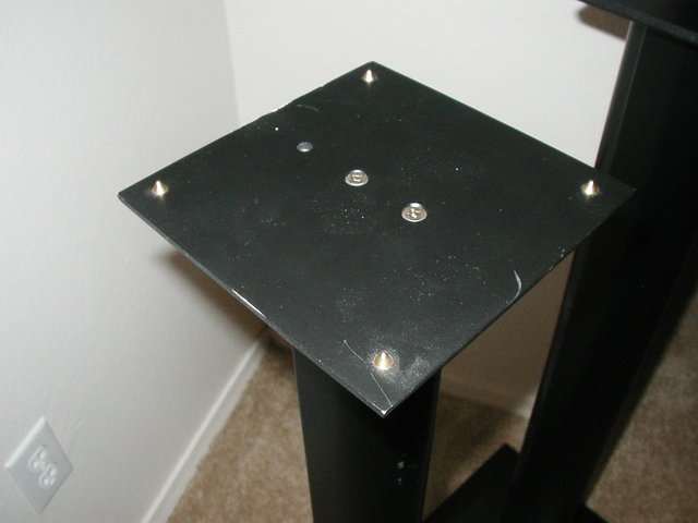 sanus_stands 002.jpg