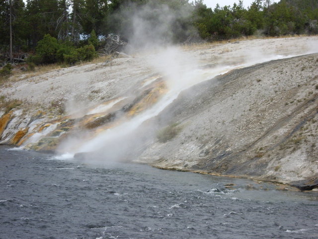 yellowstone2008 101.jpg