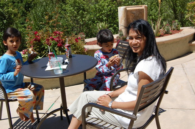 NikkiGraduation2010 110