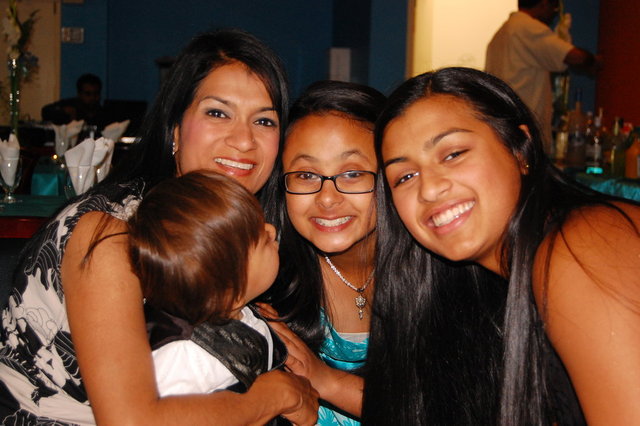 NikkiGraduation2010 187