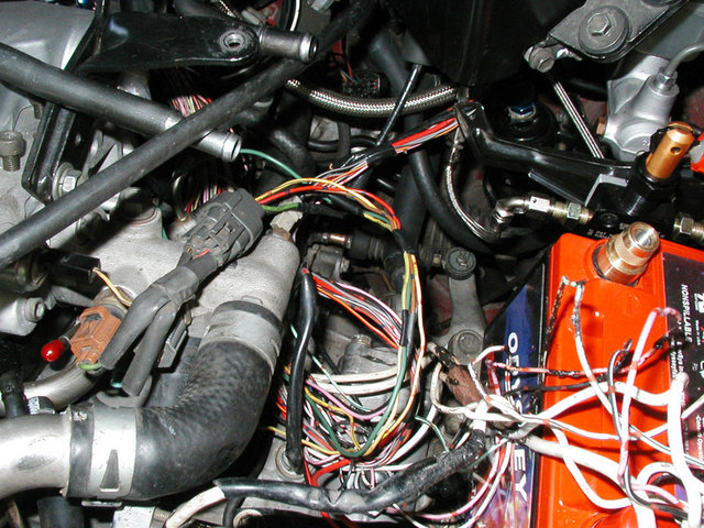 engine_bay_2.jpg